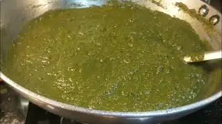 I Tried The Legendary Sarson Ka Saag !! ☘️🌿Sarso ka saag, Roti, Swadisht.