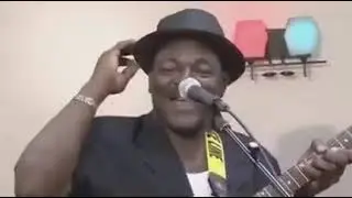 GUITARIST JACOB NGUNI performs NICO MBARGA's hit: SWEET MOTHER #cameroonmusic #princenicombarga