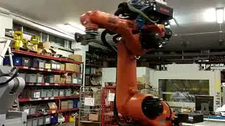 Kuka kr30 HA krc4 controller at USEDROBOTSTRADE