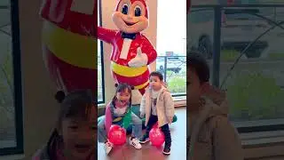 Bok bok I&rsquo;m a chicken Jollibee 😱👶🏻❤️👧🏻🤣🌈✅🚀