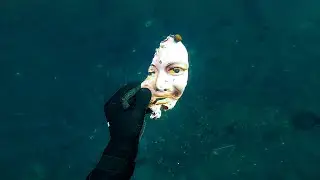 Found a Creepy Mask On The Ocean Floor (Clay Pipes & Antique Bottles Too!)