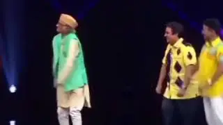 Signature step of Champak chacha nd Dilip Joshi