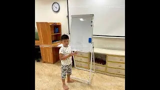 Bảng Flipchart Cho B&eacute; &ndash;Bảng Ho&agrave;ng Gia, Mặt từ t&iacute;nh H&agrave;n Quốc, viết mượt, x&oacute;a sạch, gập gọn linh hoạt.