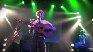 FLOATINGHOME - Pill Song (live @ Botanique)