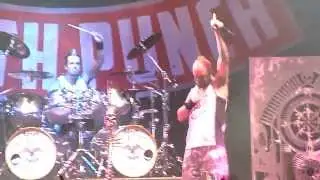 Five Finger Death Punch - Under and Over It - Live Zenith, Paris, France 20 11 2013 HD
