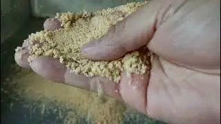 Peanut Powder Grinding Machine/Almond Powder Making Machine/Pistachio/Cashew Nut Grinding Machine