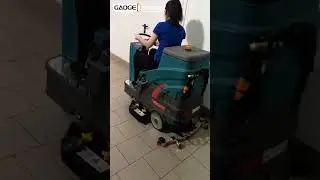 X68 Ride-On Floor Scrubber for Commercial Cleaning#cleaning#floorscrubber#cleaningmachine
