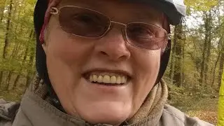 Goldener Herbst. Radspaziergang. Erste Aufnahmen mit der Action Camara ApemanA77
