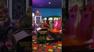 Giant Arcade Games At Walt Disney World Pop Century Orlando FLORIDA #disneyworld #florida