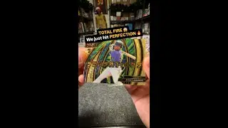Bang 💥 Adael Amador gold vinyl 1/1 💎 Grab your spot on Whatnot @topbidcollectors link in bio