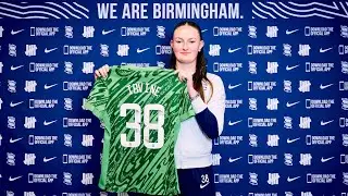 Poppy Irvine | Goalkeeper signs first professional contract at Birmingham City Women! 🙌