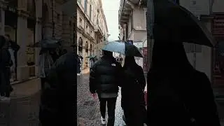 Verona: Italy 4K-UHD - Short Walking tour in the rain