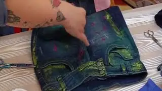 Convertir pantalón vaquero en minifalda - Hogarmanía