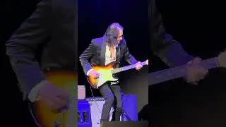 Robben Ford - What's in the Phryg (Dragon Tales Tour)