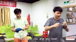 What!! Nausea of men use the same Quick Drying Towel with Silicone Pouch