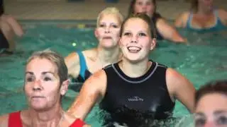 Aqua zumba bij Zwembad De veluwehal