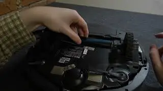 How To Remove Main Rotating Brush On Shark RV2001