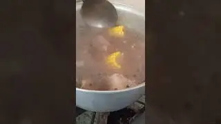 nilagang mais at putok batok #satisfying #simple #asmr #soup #shortvideo