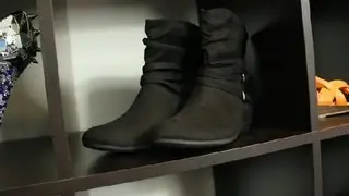 How to Dress Up Slouchy Boots : Stylish Fashion Tips