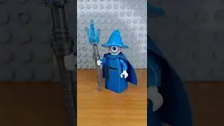 Lego Minifigure Magician who sees everything