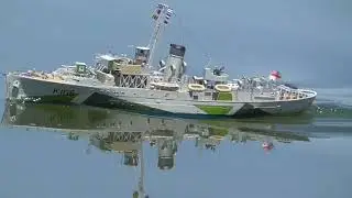 Early summer sailing of Revell 1/72 corvette Snowberry