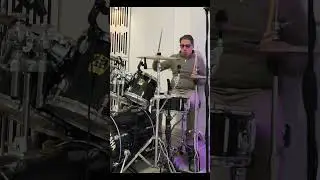 OPEN DRUM SOLO 🥁 HAPPY 2026 FOLKS!! 🎇 #drumsolo #zoomh1 #drumming #drummers  #drumskills