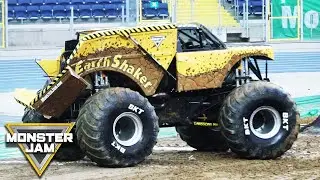 EarthShaker driver Peter Nyman FIRST|EVER Backflip | Poland | Monster Jam 2018 | Monster Jam