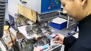 Electronic cigarette automatic pad printing machine, two-color oil cup pad printing machine丝印机，移印机厂家