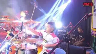 JOSSE MIRACLE 5TH LINKIN PARK CAR FREE NIGHT PRACIMANTORO
