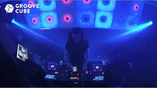 Groove Cube LIVE with Maxine Garman