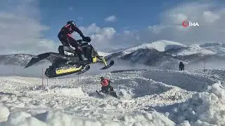 Rize'de Adrenalin Sis Deniziyle Buluştu, Ortaya Görsel Şölen Çıktı