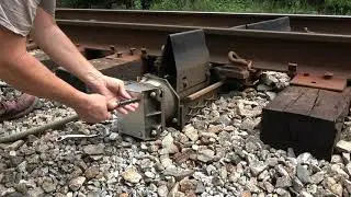 Dragging Equipment Detector Tool