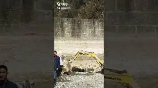 Amazing Second-hand Machinery Trucks | Excavator Wall-E 60 Buzz