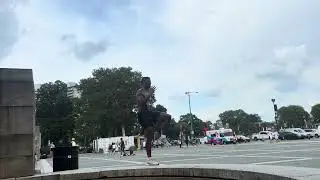 Balboa Inspired Workout | Plyometrics Exercise performed @ Philadelphia Museum of Art by Loic Besong