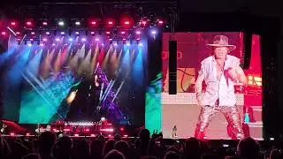 Guns 'N Roses - Paradise City - Live at BST Hyde Park London