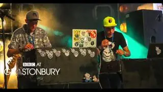 Kendrick Lamar - Swimming Pools (One Bomb Re-Fix feat Wreh-asha) Live at Glastonbury Festival 2014