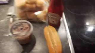 Hur man g&ouml;r en Mess Free hot dog.😉👌