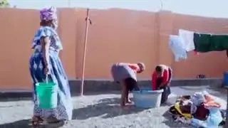 CHAMBERLAIN SISCO Ces enfants orphelins du Kenya Chantent en Langue Sawahili: 