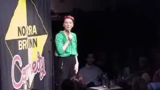 Elina Du Rietz Stand up på Norra Brunn 2014
