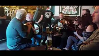 20250518 Trad music in Kelly's cellar
