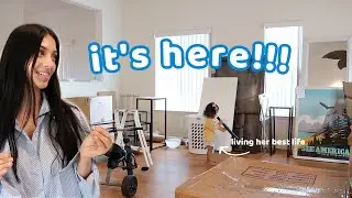 Our household goods are here after 3 long months