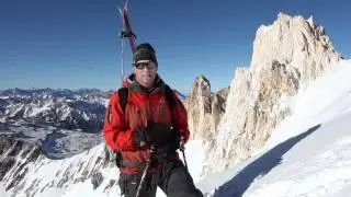 Куртка First Ascent SEABA Heli Guide с изображением Реджи Криста