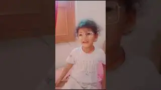 तितली उड़ी बस पर चढ़ी।