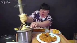Man gets attacked by cheese🧀