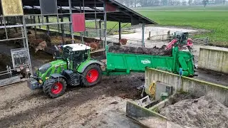 Spreading Manure | Fendt 718 + Tebbe | Van den Top | 2023