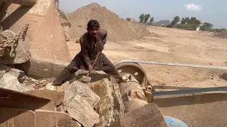 &ldquo;Thunder Rock Breakers &ndash; Power of True Hard Work ⚡🪨&rdquo;