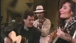 Vince Gill & Janice Gill w. Mark O'Connor & American Music Shop 