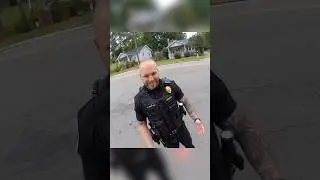 Biker gets pulled over by a cop that rides an R1 😅 (via kaiskustomss/ig)