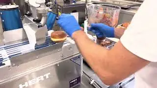 Doughnut frying and stuffing by Edhard machine