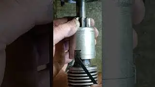 Сложно установить стартер на трактор Ford 8N? Хитрость сброса привода Bendix. Метод, который мне ...
